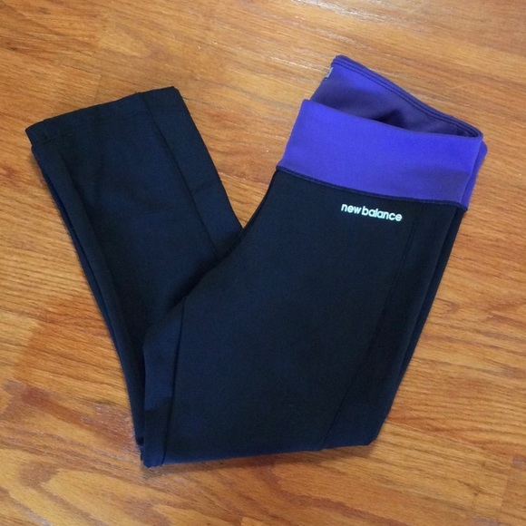 New Balance Capri Leggings size S - Picture 9 of 9